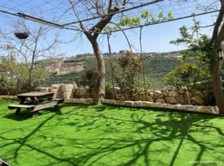 לדף הבית של ארמון מלך האירוח
