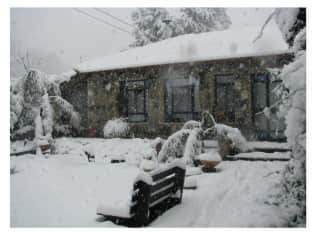 לדף הבית של פנינת הבזלת בגולן - צימר מבודד עם בריכה