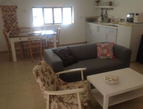 המקום%20של%20ג'ודי%20,%20רמת%20גן