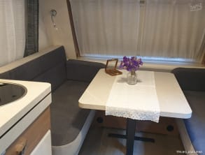 מאיה%20בטבע%20,%20בית%20הלל