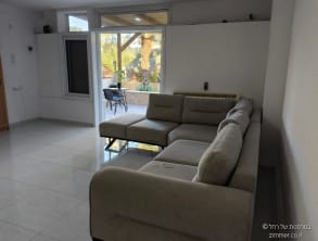 וילה%20במרפסת%20של%20רחל%20,%20שבי%20שומרון