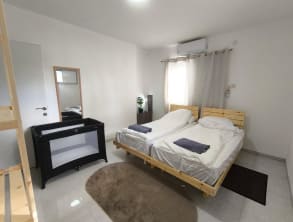 וילה%20במרפסת%20של%20רחל%20,%20שבי%20שומרון