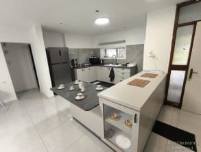 וילה%20במרפסת%20של%20רחל%20,%20שבי%20שומרון