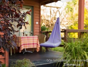 ארומנטיקה%20-%20בקתות%20בניחוח%20גלילי%20,%20בן%20עמי