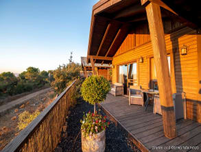 בקתות%20גלעד%20באודם%20,%20אודם