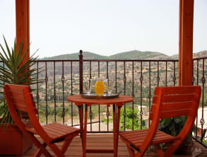 נוף%20הרים%20,%20יערה