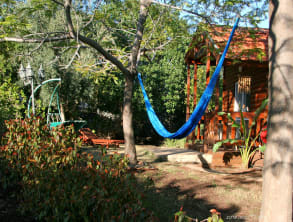 בתי%20דפנה%20-%20בקתות%20עץ%20בחד%20נס%20,%20חד%20נס