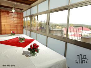 בנחת%20רוח%20-%20צימרים%20במירון%20,%20מירון