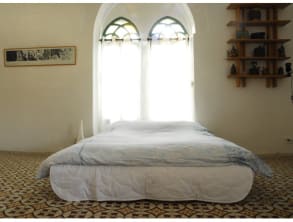 בית%20הקשתות%20–%20הצימר%20הניסתר%20בליבה%20של%20עין%20כרם%20,%20עין%20כרם