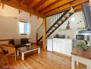 אשכול%20ברמות%20בקתות%20עץ%20מפוארות%20,%20רמות