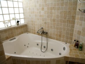 הבית%20הטבעי%20בעין%20כרם%20,%20ירושלים