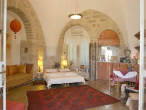 הבית%20הטבעי%20בעין%20כרם%20,%20ירושלים