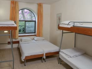 אכסניית%20אנ''א%20כרי%20דשא%20,%20כנרת