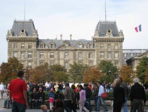 טיולי%20לפריז%20,%20משפחת%20משש