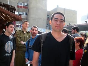 אופיר%20מתגייס%20ובטירונות%20,%20משפחת%20משש