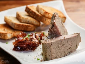 צל%20תמר-%20מסעדה%20כפרית%20,%20אשדות%20יעקב%20איחוד