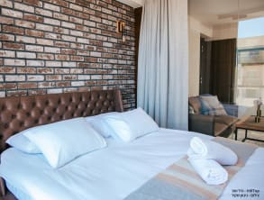 Hilltop%20luxury%20suites%20%20-%20סוויטות%20הילטופ%20,%20מגדל%20שמס