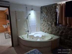 צימרים%20מעיין%20,%20קצרין