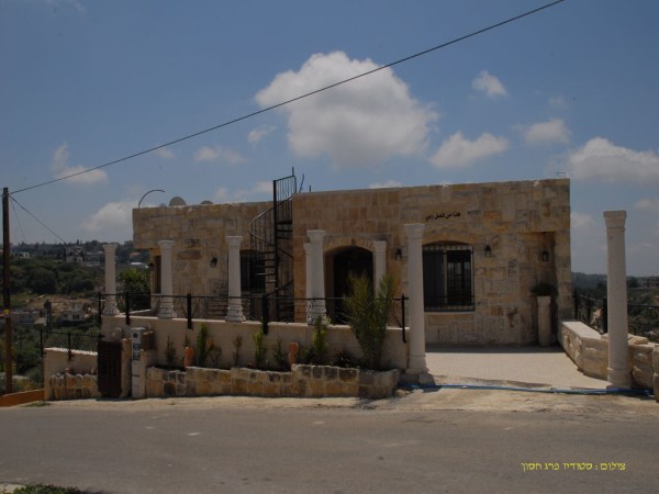 צימר%20אדמון%20ויארא%20,%20דלית%20אל%20כרמל