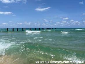 חוף%20בית%20ינאי%20,%20בית%20ינאי