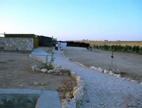 חוות%20נועם%20במדבר%20קמפינג%20בנגב%20,%20מצפה%20רמון