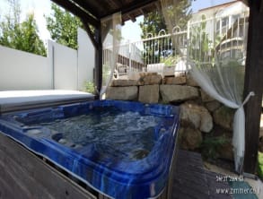 אצל%20דניאל%20,%20מושבה%20כנרת