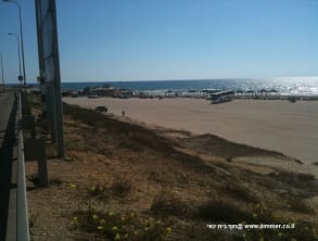 קמפינג%20חוף%20בית%20ינאי%20,%20בית%20ינאי