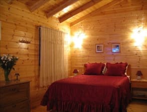 שלה%20ביער%20(Chalet)%20,%20עמוקה
