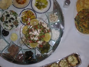 בקתות%20דבורה%20,%20אמנון