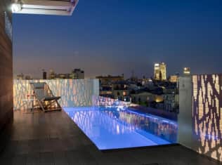 לדף הבית של Gaudi Hotel