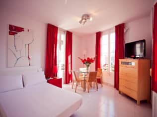 לדף הבית של Ramblas Apartments
