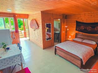 לדף הבית של מול השחר בית עץ